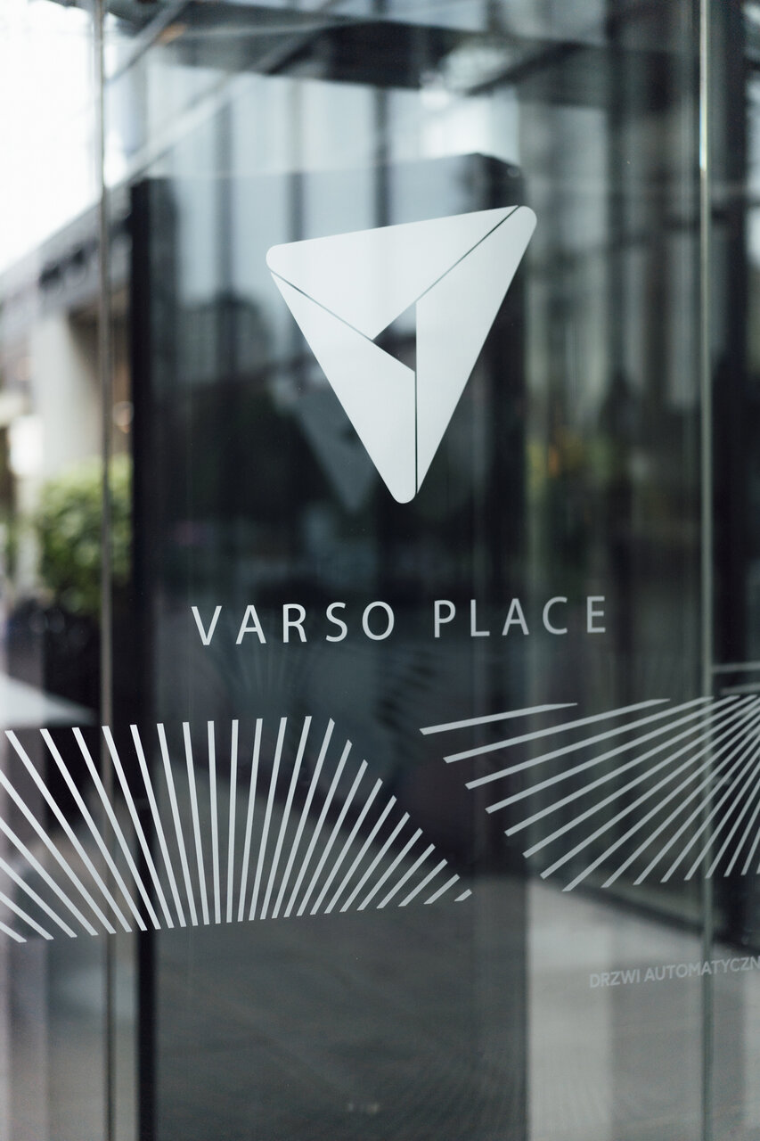 Varso Place entrance
